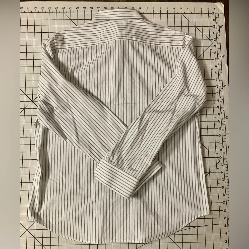 Banana Republic‎ Men’s Large Black/White Striped Button Down Shirt